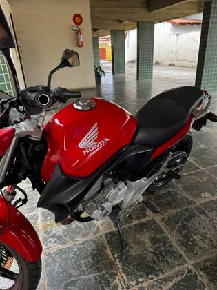 HONDA CB 300R 
